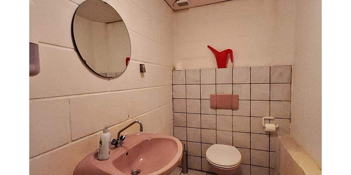 MERZIG-STADTNAH - GEWERBEFLÄCHE MIT CA. 106 m² - 4 ZIMMER UND GETRENNTE WCs 4 zimmer