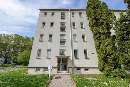 Renovierte 3-Zimmer-Wohnung mit Balkon – sofort bezugsfrei!