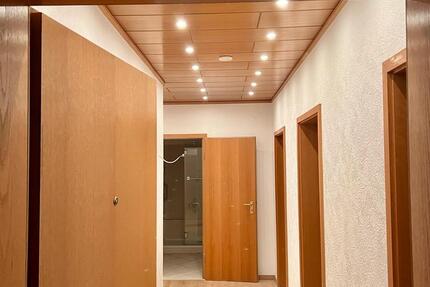 Wohnung Bochum Bochum-Mitte - 4 Zimmer, 82 m&sup2;, 1.050&euro; | Angebot:25225229