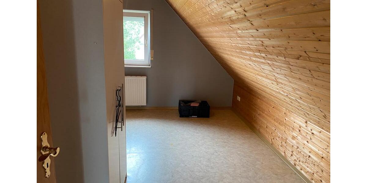 Dachgeschoßwohnung Papenburg - 2 Zimmer, 50 m&sup2;, 420&euro; | Angebot:25378876