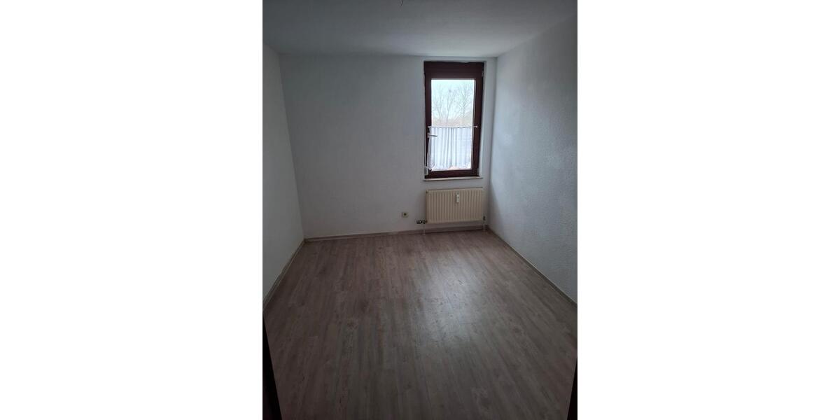 Etagenwohnung Heidenheim an der Brenz - 4 Zimmer, 89 m&sup2;, 890&euro; | Angebot:25589638