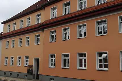 Wohnung zum Mieten in Zeulenroda-Triebes 398 € 76.49 m² 2 zimmer