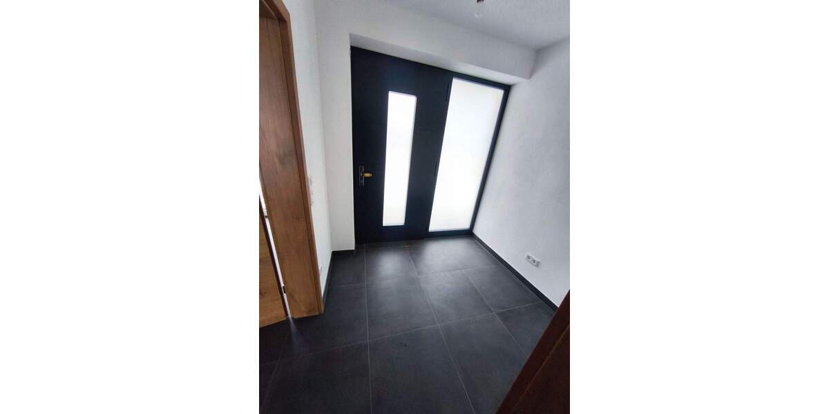 Einfamilienhaus Igensdorf Pettensiedel - 1 Zimmer, 240 m&sup2;, 2.200&euro; | Angebot:25770176