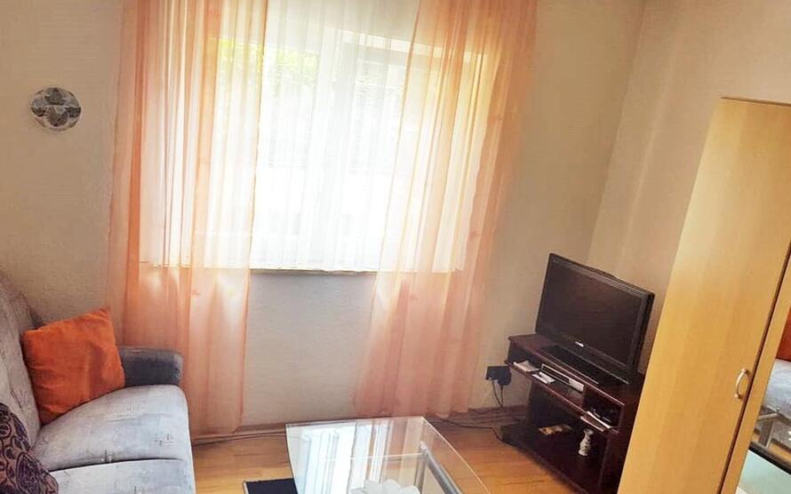 1-Zimmerwohnung mit Wlan, TV DuWc, Frühstücksküche in Stuttgart Ost