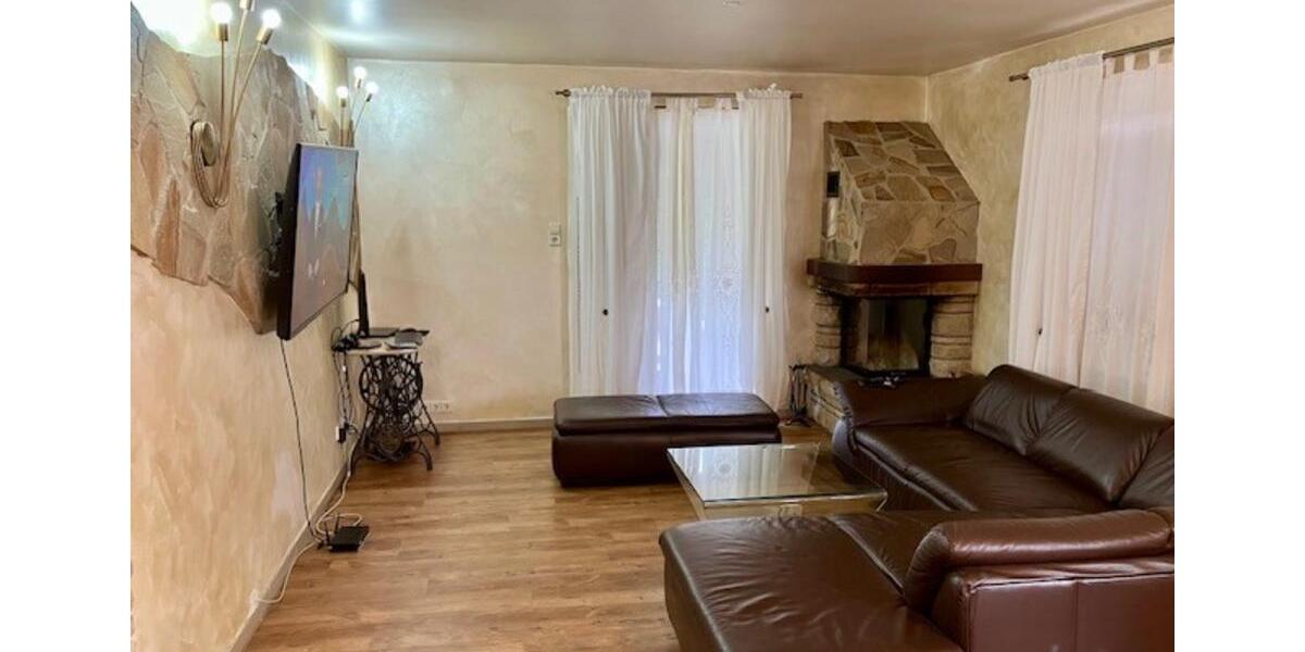 Maisonettenwohnung Metzingen - 5 Zimmer, 152 m&sup2;, 1.750&euro; | Angebot:24142093