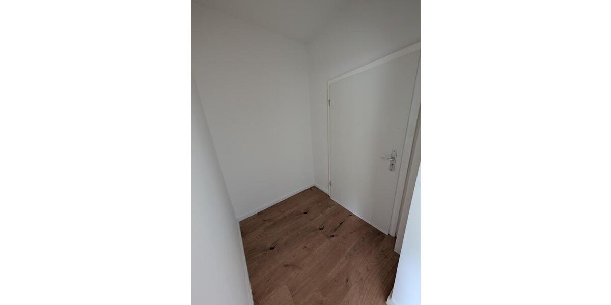 Etagenwohnung Bernburg (Saale) - 5 Zimmer, 129 m&sup2;, 965&euro; | Angebot:25403568
