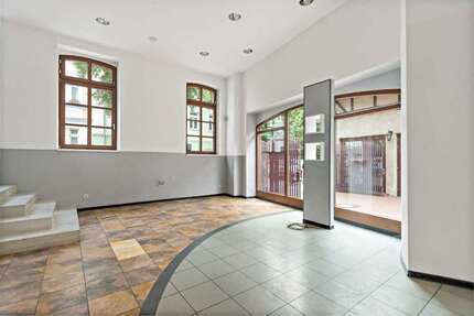 Einzelhandel in Weißenfels 500 € 70 m²