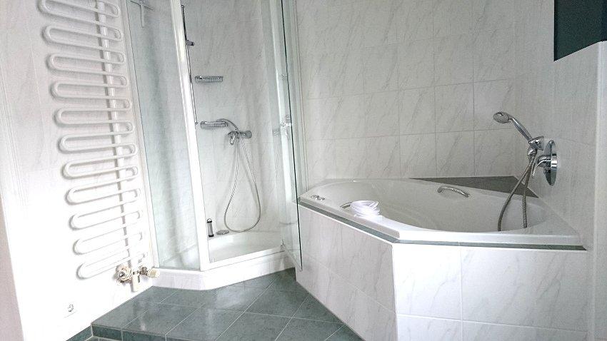 Etagenwohnung Riesa - 2 Zimmer, 100 m&sup2;, 600&euro; | Angebot:26649290