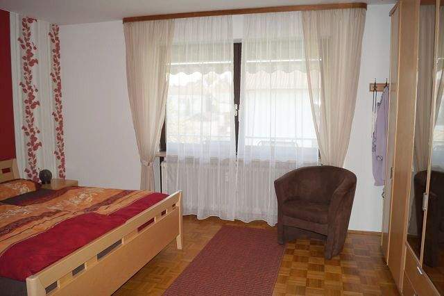 Etagenwohnung Straubing - 4 Zimmer, 118 m&sup2;, 600&euro; | Angebot:25747351