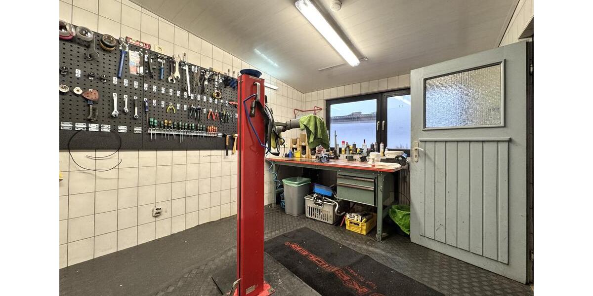Gewerbeobjekt Niederkassel - 900&euro; | Angebot:24146167