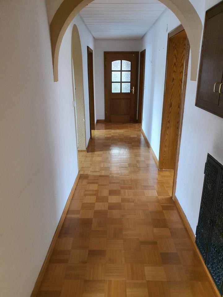 Oerlenbach-Rottershausen schöne großz. EG-4-Raum-Whg - 01.12.25