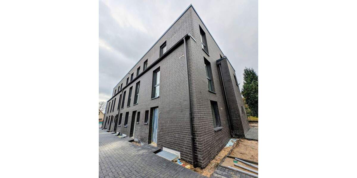 ERSTBEZUG! Modernes 5-Zimmer-Reihenhaus mit Außen- sowie Dachterrasse in ruhiger Wohnlage von Hamburg-Jenfeld 5 zimmer