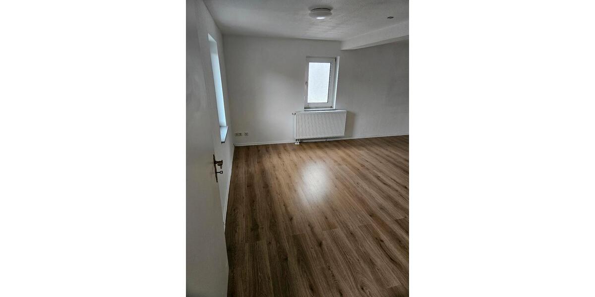 Saniertes Einfamilienhaus in Singlis 850m vom See entfernt 3 zimmer