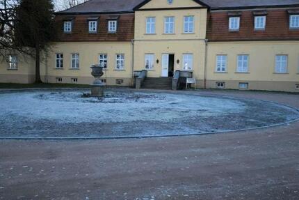 Exklusive Wohnung in historischer Barockanlage 2 zimmer