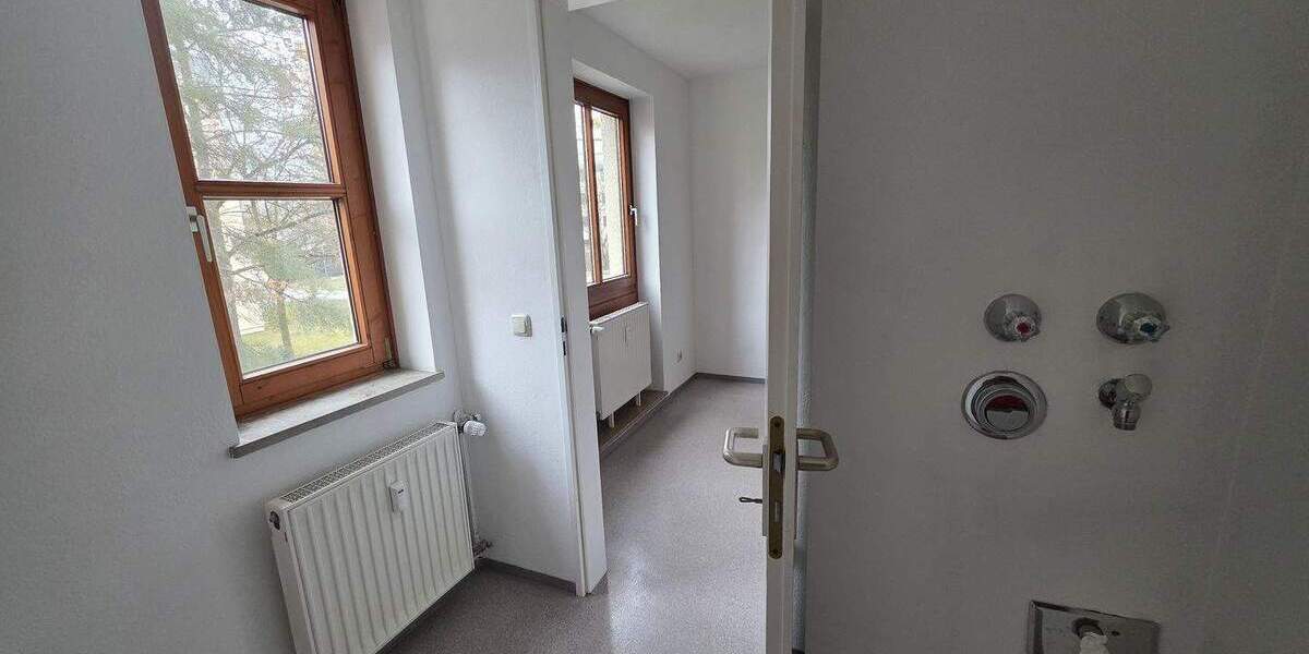 Etagenwohnung München Thalk.Obersendl.-Forsten-Fürstenr.-Solln - 3 Zimmer, 74 m&sup2;, 1.250&euro; | Angebot:25266411
