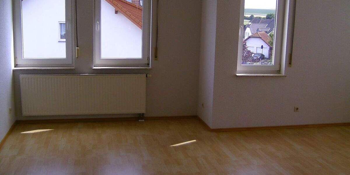 Etagenwohnung Polch - 3 Zimmer, 100 m&sup2;, 780&euro; | Angebot:25094623
