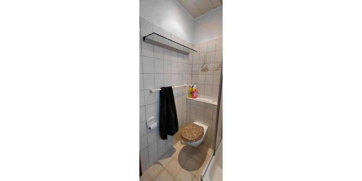 Wohnen auf Zeit Neumünster Brachenfeld/Ruthenberg - 9 Zimmer, 200 m&sup2;, 17&euro; | Angebot:21599588