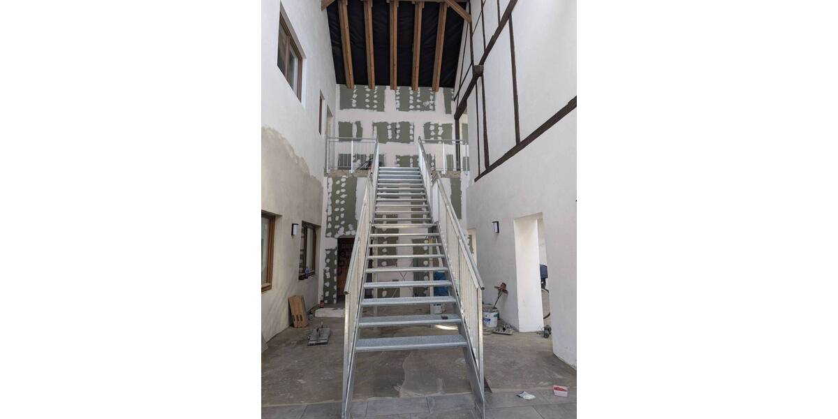 Etagenwohnung Leipzig Seehausen - 4 Zimmer, 105 m&sup2;, 1.300&euro; | Angebot:26766732