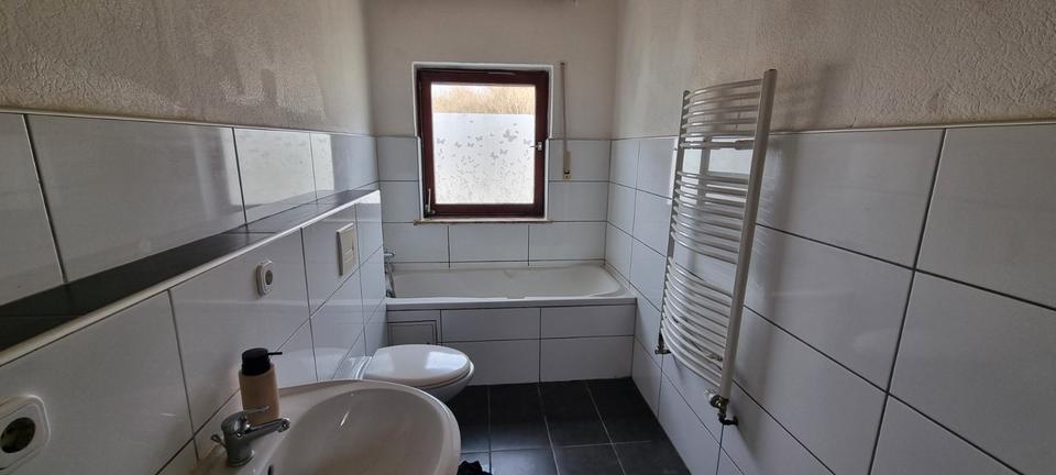 Einfamilienhaus Haiger - 5 Zimmer, 170 m&sup2;, 1.000&euro; | Angebot:26222716