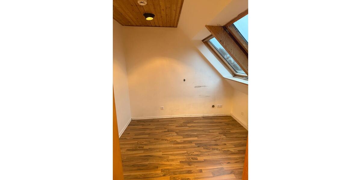 Dachgeschoßwohnung Unna - 2 Zimmer, 55 m&sup2;, 450&euro; | Angebot:24815803