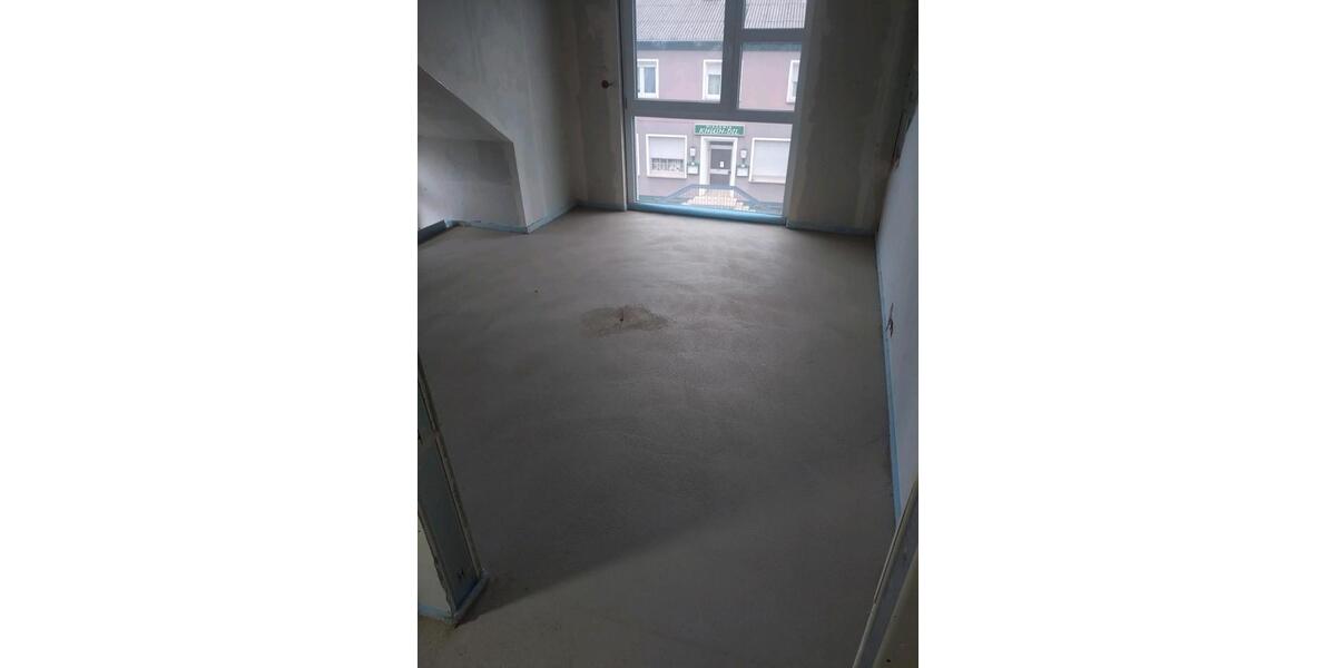 Dachgeschoßwohnung Schmelz - 1.050&euro; | Angebot:24818134