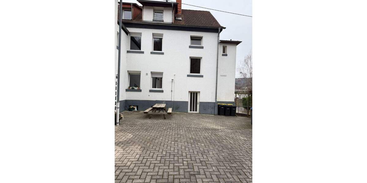 Helle, freundliche Wohnung im 1.OG in Merzig zu vermieten. 3 zimmer