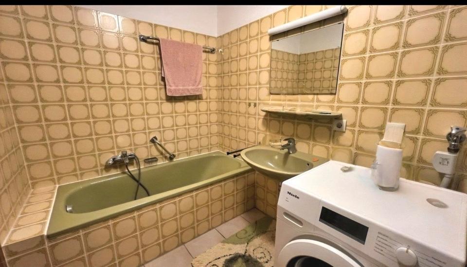 Erdgeschoßwohnung Waldshut-Tiengen Tiengen - 3.5 Zimmer, 90 m&sup2;, 1.000&euro; | Angebot:26483132