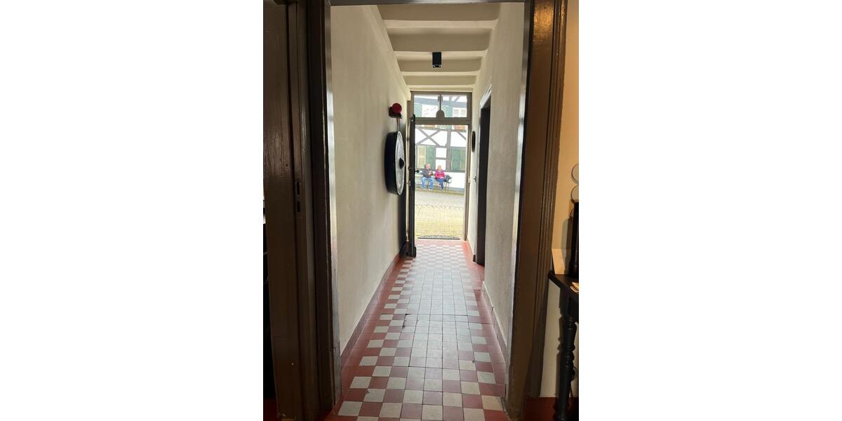 Wohnen auf Zeit Korschenbroich - 5 Zimmer, 80 m&sup2;, 1.000&euro; | Angebot:25370124