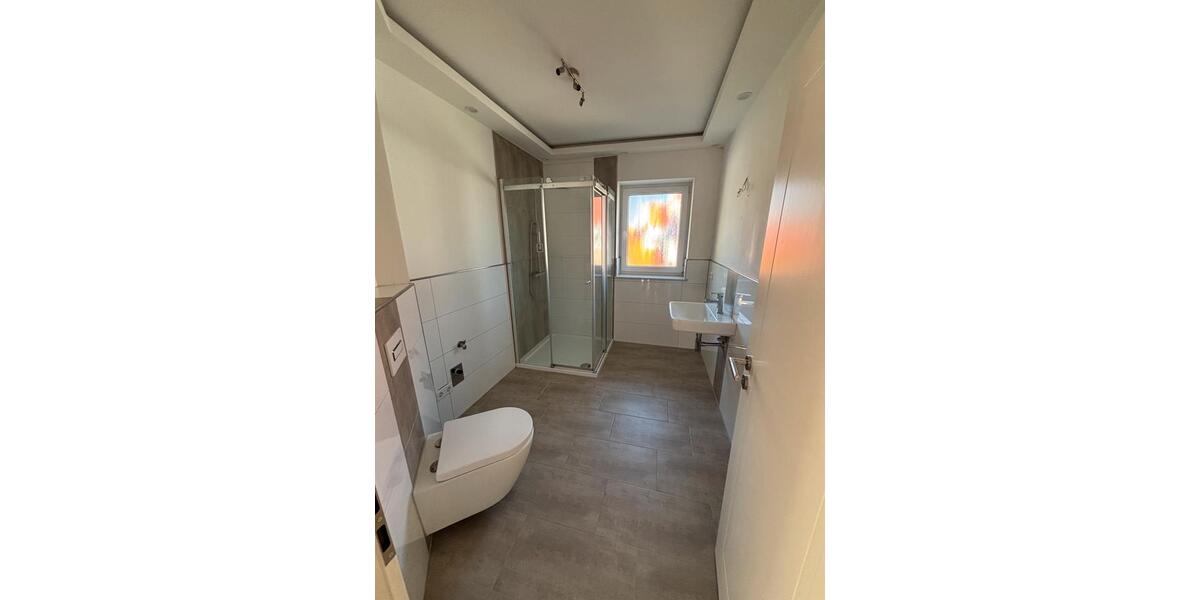 Etagenwohnung Aurich - 4 Zimmer, 105 m&sup2;, 1.050&euro; | Angebot:26067741