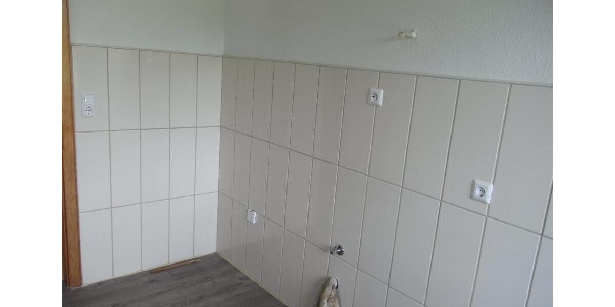 Etagenwohnung Holzminden - 3 Zimmer, 63 m&sup2;, 420&euro; | Angebot:26704857