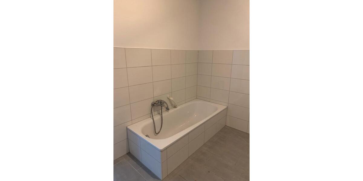 Dachgeschoßwohnung Duisburg Hamborn - 2 Zimmer, 64 m&sup2;, 388&euro; | Angebot:26341744