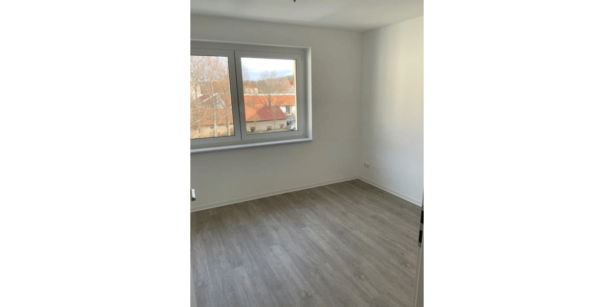 Etagenwohnung Eisenach - 4 Zimmer, 89 m&sup2;, 770&euro; | Angebot:26853028