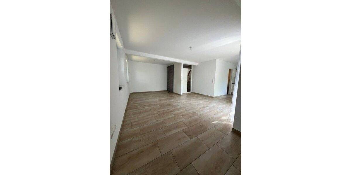 Etagenwohnung Wildeshausen - 3 Zimmer, 108 m&sup2;, 1.180&euro; | Angebot:26862415