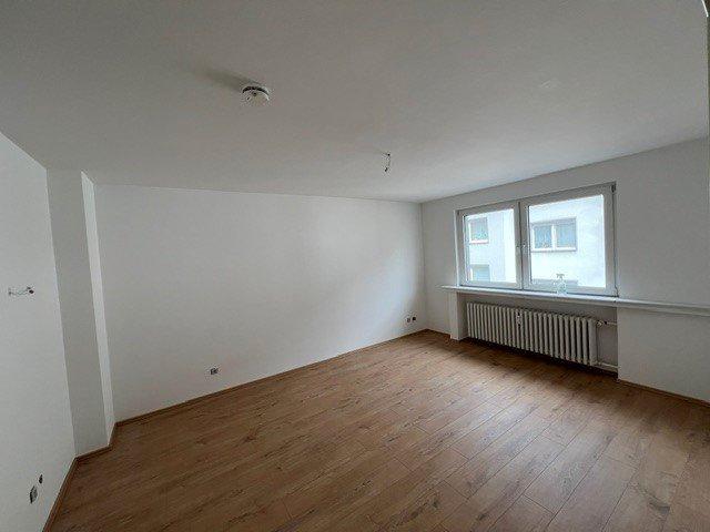 Etagenwohnung Duisburg Duisburg-Mitte - 3 Zimmer, 73 m&sup2;, 650&euro; | Angebot:26663986