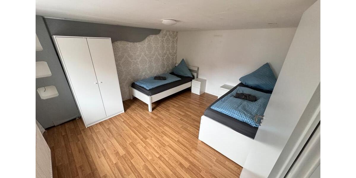 Wohnen auf Zeit Ellzee - 4 Zimmer, 90 m&sup2;, 18&euro; | Angebot:24534504
