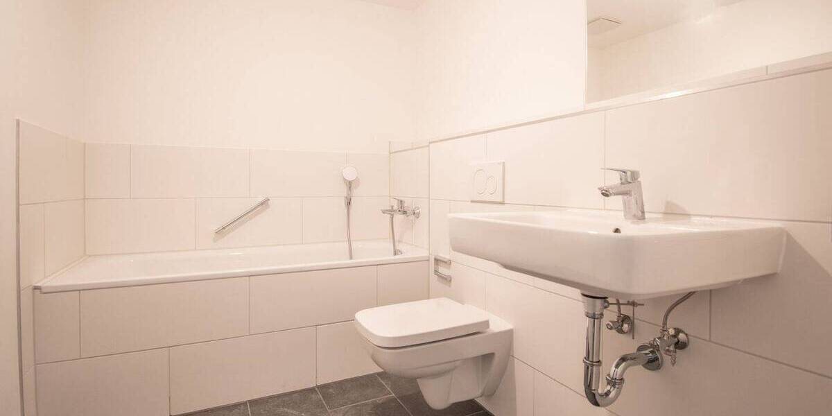 Etagenwohnung Leipzig Reudnitz-Thonberg - 4 Zimmer, 131 m&sup2;, 1.740&euro; | Angebot:24040061