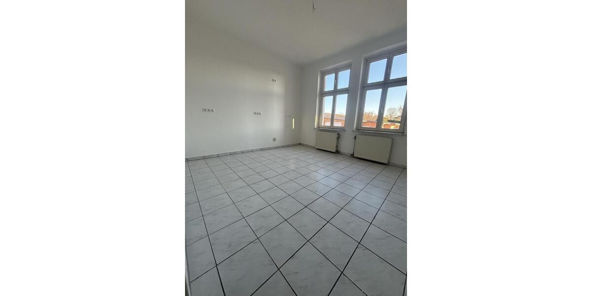 Etagenwohnung Grimmen - 2 Zimmer, 80 m&sup2;, 620&euro; | Angebot:23703378