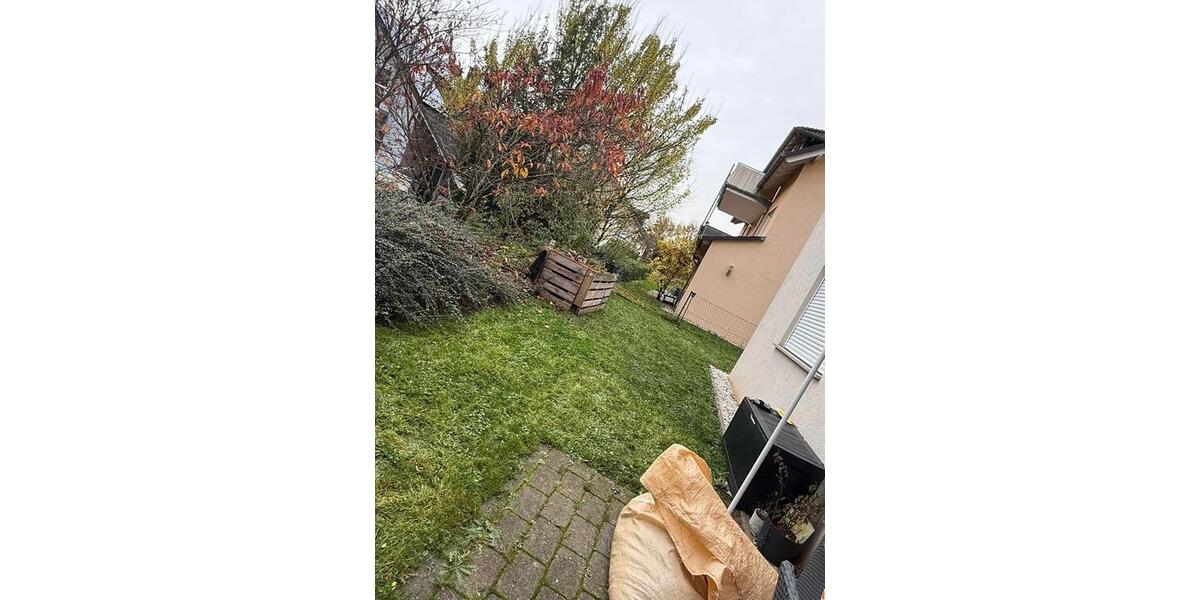 Ruhige Souterrainwohnung mit eigenem Garten 2.5 zimmer
