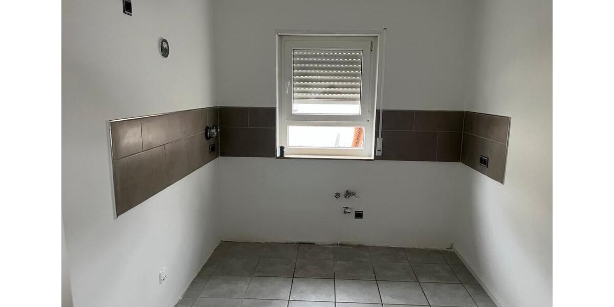 Etagenwohnung Kuhardt - 3 Zimmer, 90 m&sup2;, 850&euro; | Angebot:26019665