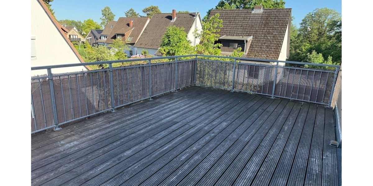 Renovierte Wohnung mit Dachterrasse - Dachgeschoßwohnung Hamburg Harburg | Angebot:26748304
