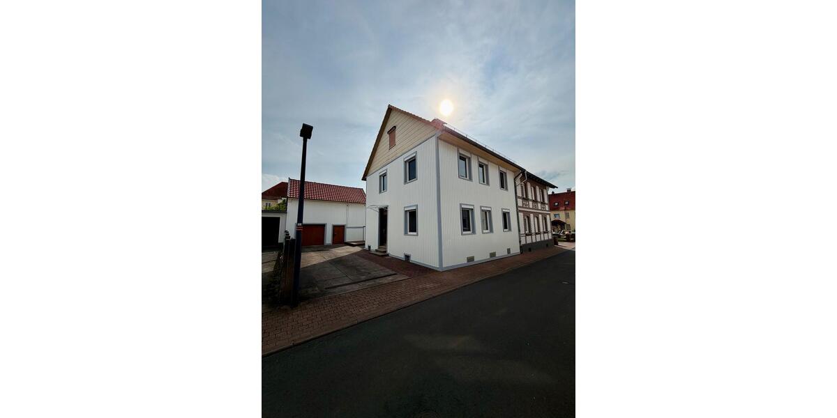 Doppelhaushälfte Eschwege - 5 Zimmer, 130 m&sup2;, 1.200&euro; | Angebot:26563877