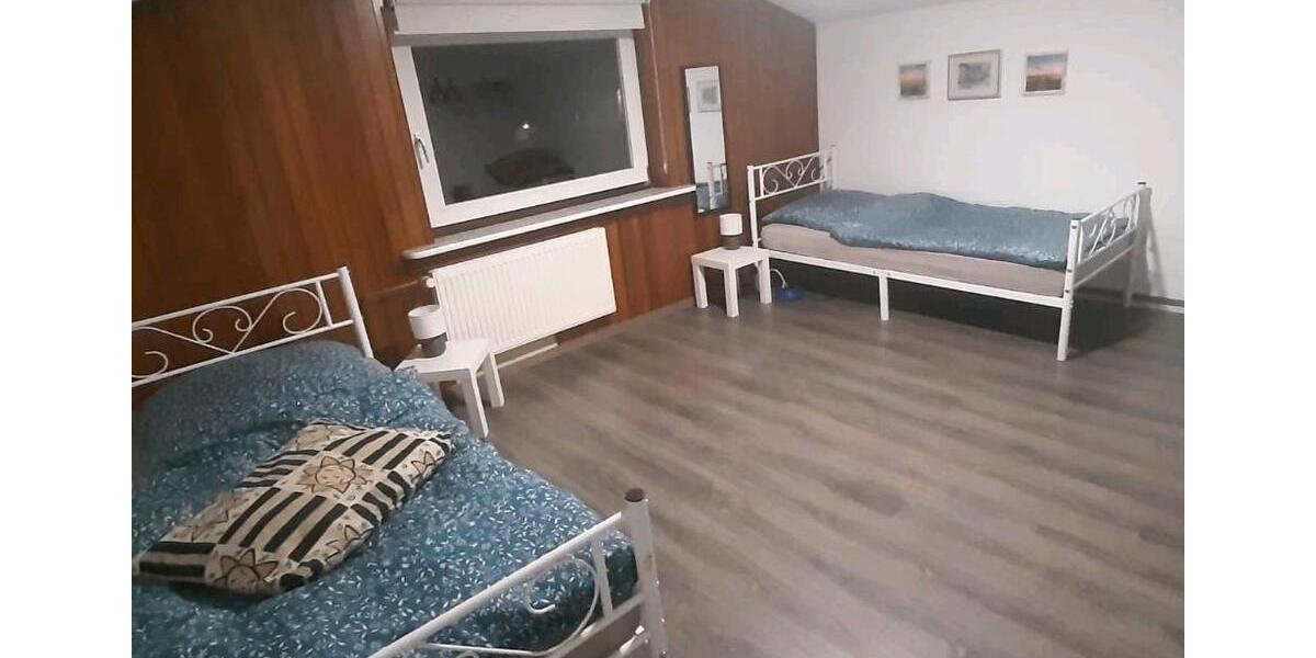 Wohnen auf Zeit Neumünster Brachenfeld/Ruthenberg - 9 Zimmer, 200 m&sup2;, 17&euro; | Angebot:21599588