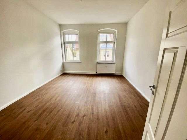 Etagenwohnung Döbeln - 3 Zimmer, 73 m&sup2;, 475&euro; | Angebot:26600442
