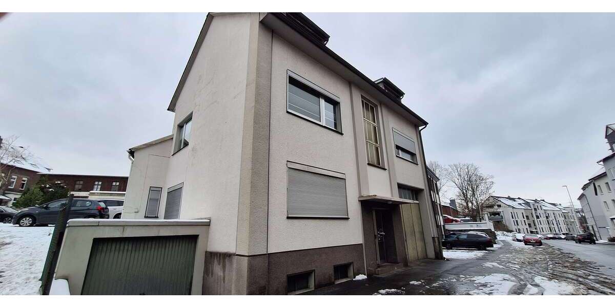 Wohnung zum Mieten in Solingen 750 € 96 m² 4 zimmer