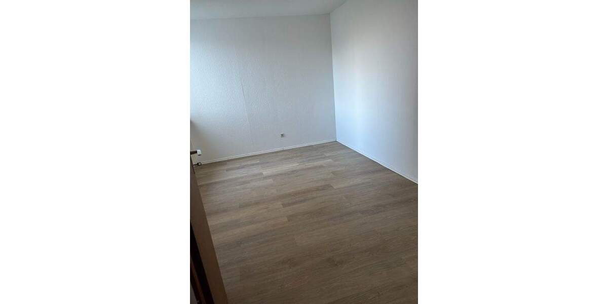 Etagenwohnung Coburg - 4 Zimmer, 110 m&sup2;, 650&euro; | Angebot:26017631