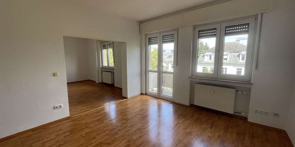 Etagenwohnung Bad Nauheim - 2.5 Zimmer, 80 m&sup2;, 995&euro; | Angebot:27097934