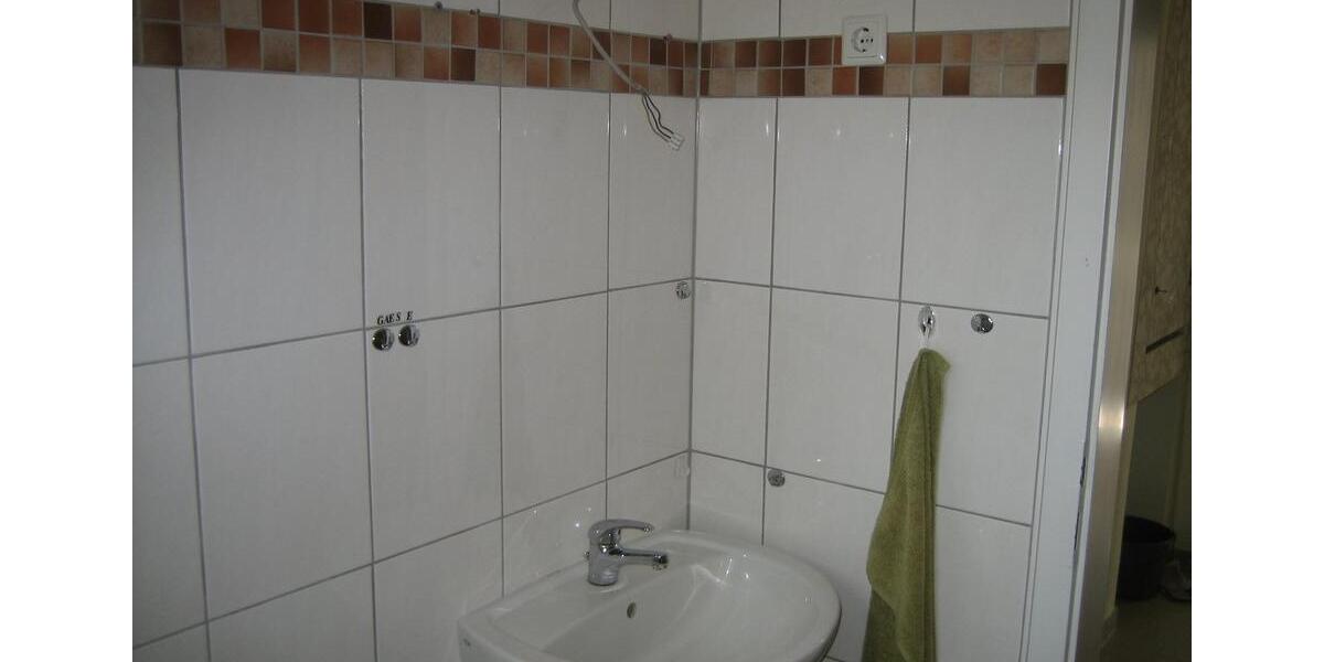 Erdgeschoßwohnung Duisburg Hamborn - 2 Zimmer, 65 m&sup2;, 450&euro; | Angebot:26485638