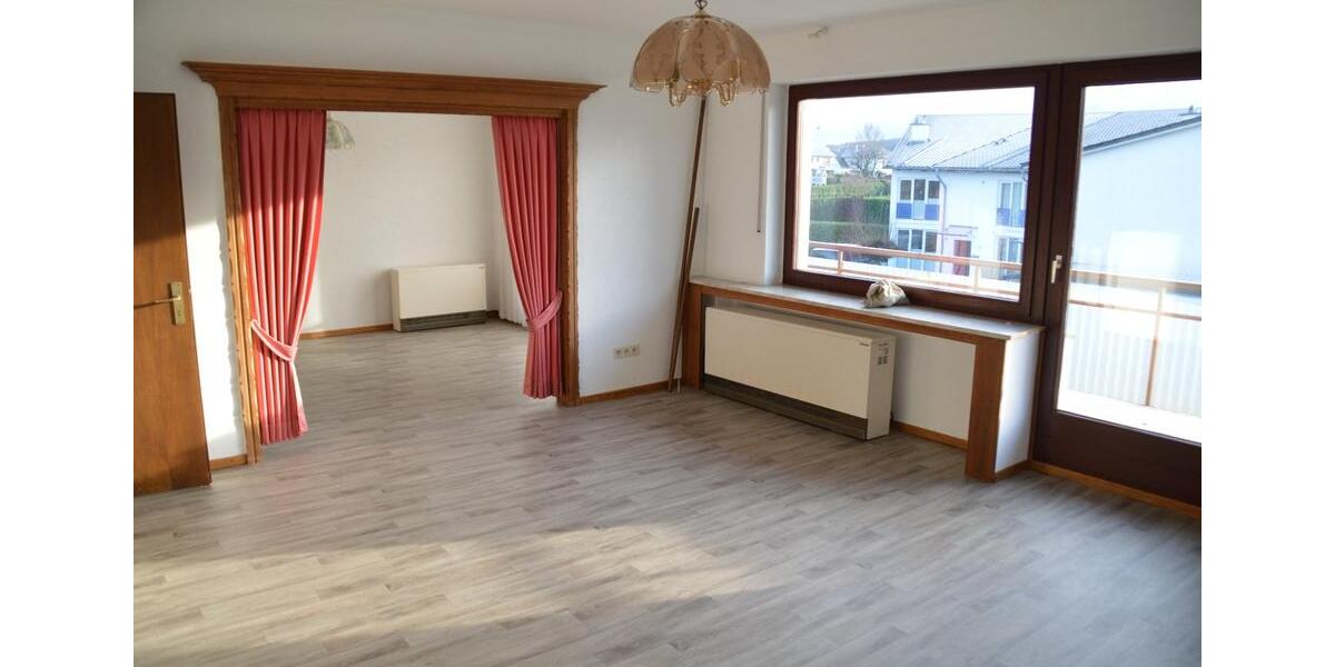 Etagenwohnung Preußisch Oldendorf - 3 Zimmer, 86 m&sup2;, 500&euro; | Angebot:24787903