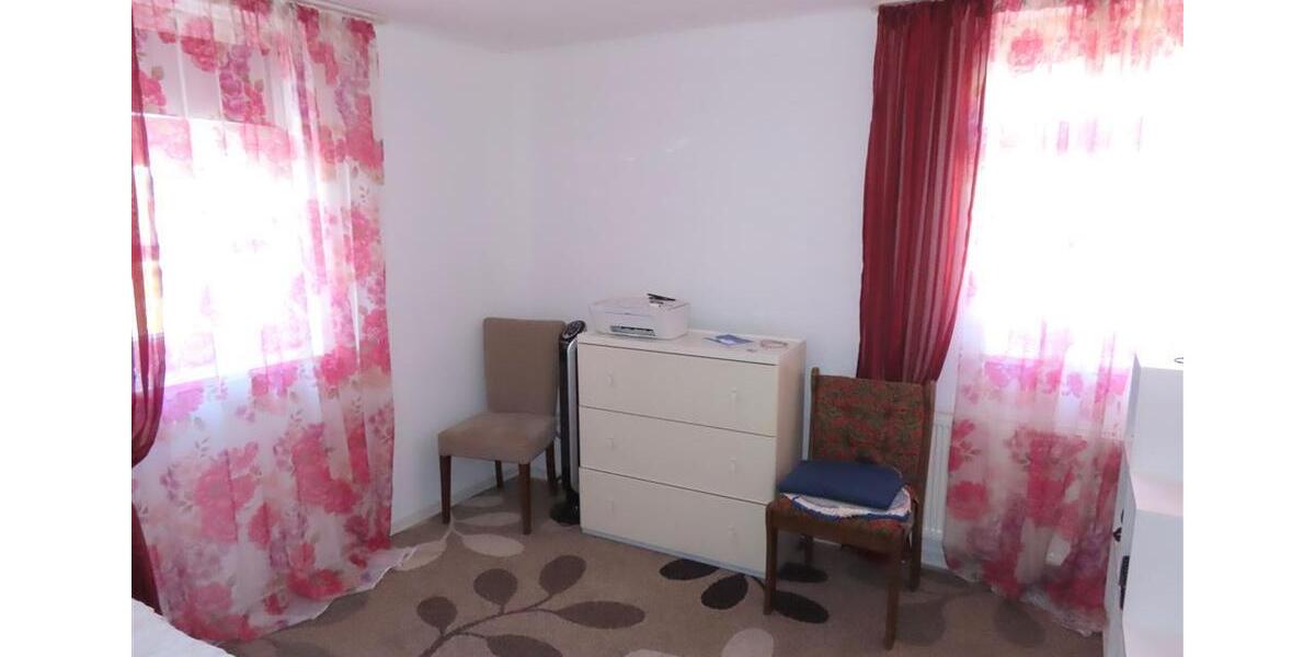 Etagenwohnung Staufenberg - 3 Zimmer, 55 m&sup2;, 455&euro; | Angebot:26348244