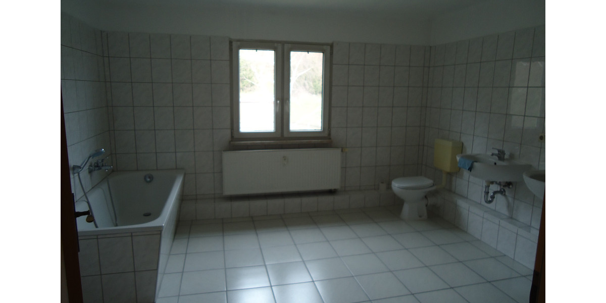 Dachgeschoßwohnung Rosenthal am Rennsteig - 3 Zimmer, 80 m&sup2;, 420&euro; | Angebot:24654851